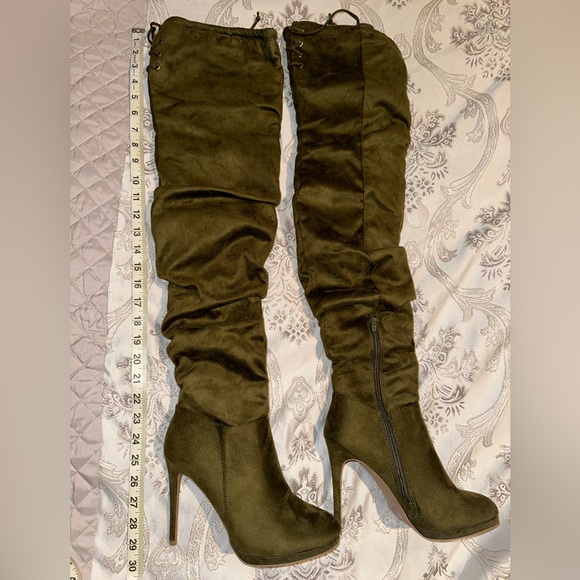 Women’s Size 8 Ruched Thigh High Over The Knee Stiletto Heel boots, Olive Green - Picture 3 of 9